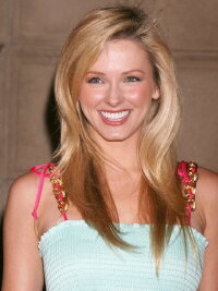 Shandi Finnessey