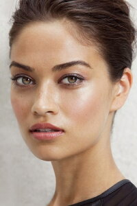 Shanina Shaik