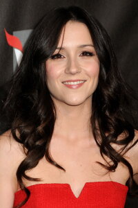 Shannon Woodward