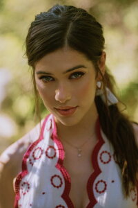 Shelley Q.