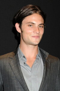 Shiloh Fernandez