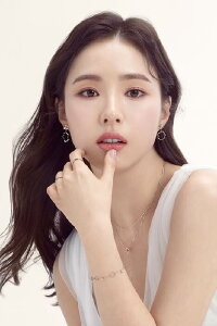 Shin Sae-kyeong