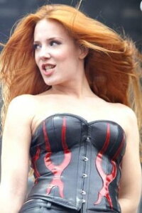 Simone Simons