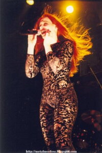 Simone Simons
