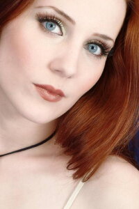 Simone Simons