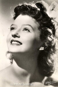 Simone Valère
