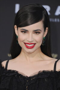 Sofia Carson