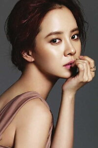 Song Ji-hyo