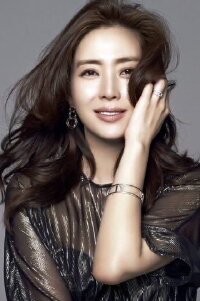 Song Yun-ah