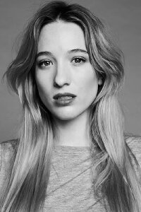 Sophie Lowe
