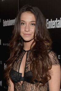 Stella Maeve