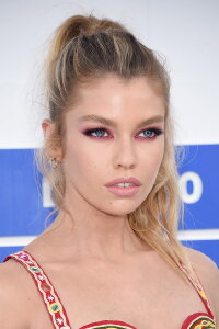 Stella Maxwell