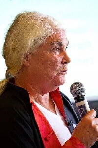 Stephanie Seneff