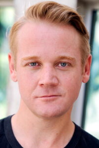 Stephen Hirst