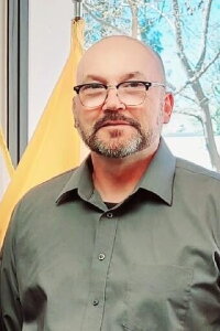 Steve Ryfle