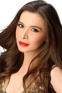 Sunshine Cruz