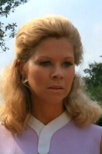 Suzanne Neve