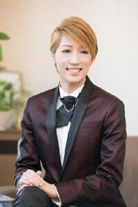 Suzuho Makaze