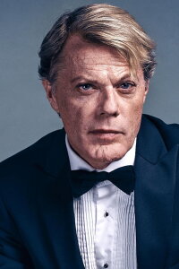 Suzy Eddie Izzard