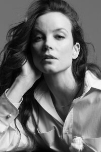 Sylvia Hoeks