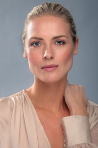 Synnøve Macody Lund