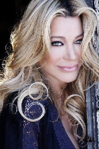 Taylor Dayne