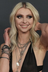 Taylor Momsen