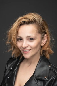 Teona Dolnikova