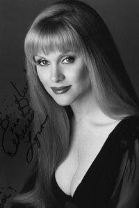 Theresa Lynn