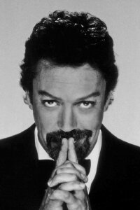 Tim Curry