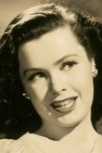 Tina Thayer