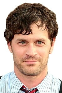 Tom Everett Scott