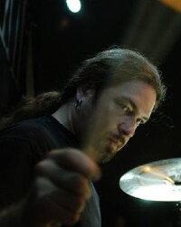 Tomas Haake