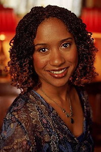 Tracie Thoms