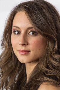Troian Bellisario