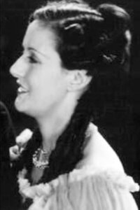 Tulia Ciámpoli