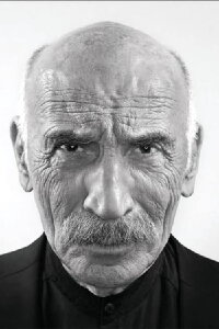 Tuncel Kurtiz
