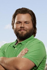 Tyler Labine