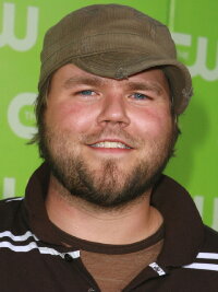 Tyler Labine