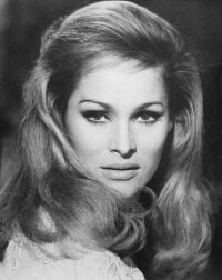 Ursula Andress