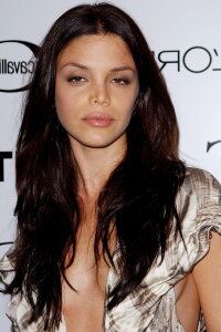 Vanessa Ferlito