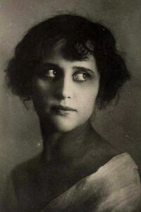 Vera Kholodnaya