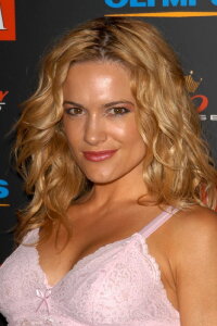 Victoria Pratt
