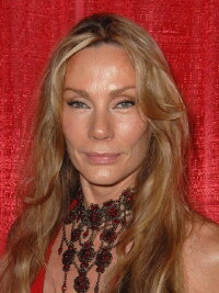 Virginia Hey
