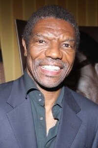 Vondie Curtis-Hall