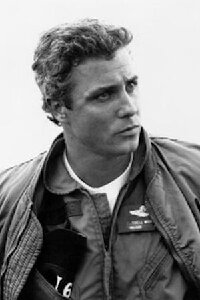 William L. Petersen