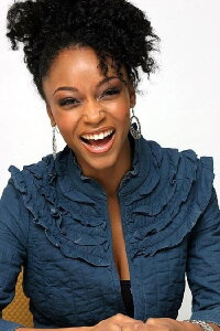 Yaya DaCosta