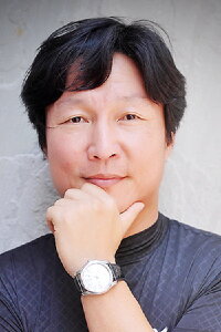 Yoo Ha-bok