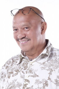 Yoyong Martirez