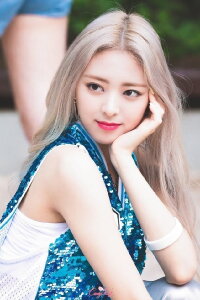 YUNA